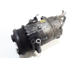 Ford Focus Ilmastointilaitteen kompressorin pumppu (A/C) 4M5M133621AE