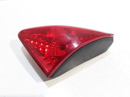 Peugeot 3008 I Lampy tylnej klapy bagażnika 8683460980