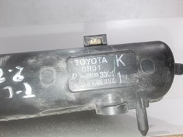 Toyota Corolla Verso AR10 Radiateur de refroidissement 0R01