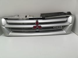 Mitsubishi Pajero Maskownica / Grill / Atrapa górna chłodnicy 