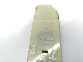 Mitsubishi Pajero Interrupteur commade lève-vitre MR445652