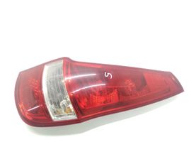 Hyundai i30 Lampy tylnej klapy bagażnika 924022L1