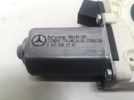 Mercedes-Benz A W169 Fensterhebermotor Tür hinten A1698201942