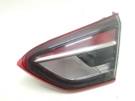 Opel Crossland X Lampy tylnej klapy bagażnika 39137524