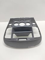 Hyundai H-1, Starex, Satellite Panelės apdailos skydas (centrinis) U0629648