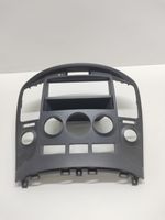 Hyundai H-1, Starex, Satellite Panelės apdailos skydas (centrinis) U0629648