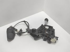 Toyota Avensis T270 Pavarų perjungimo mechanizmas (kulysa) (salone) 75C585RH