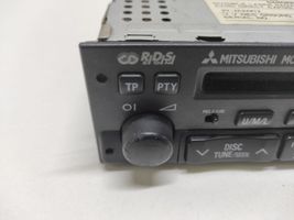 Mitsubishi Space Wagon Radio/CD/DVD/GPS-pääyksikkö MR337279