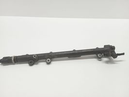 Mercedes-Benz E W210 Kraftstoffverteiler Einspritzleiste Verteilerrohr A6110700095