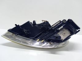 Volkswagen Phaeton Lampa przednia 89024668