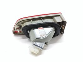 Mitsubishi Colt CZ3 Lampy tylnej klapy bagażnika 980823028A0