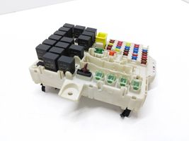 Mitsubishi Colt CZ3 Module de fusibles 8565A108