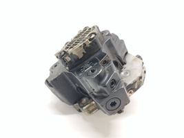 Volvo S80 Fuel injection high pressure pump 8689590