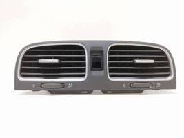 Volkswagen Golf VI Rejilla de ventilación central del panel 5K0815735