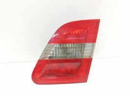 Mercedes-Benz A W169 Lampy tylnej klapy bagażnika A1698201664