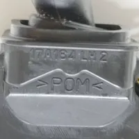 Suzuki Aerio Stikla tīrītāja vadības pogas kātiņš 17A164LH2