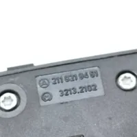 Mercedes-Benz GL X164 Bouton interrupteur ouverture du coffre 2118219451