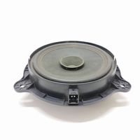 Nissan Qashqai+2 Takaoven kaiutin 281569U00A