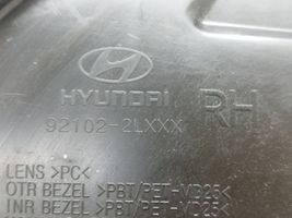 Hyundai i30 Priekinis žibintas 921022LXXX