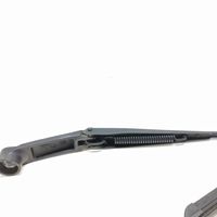 KIA Picanto Front wiper blade arm D226GHU