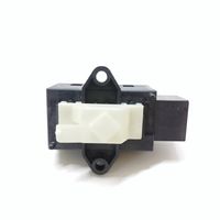 Volkswagen Touran I Seat heating relay 7L0959772