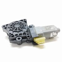 Hyundai i30 Rear door window regulator motor 7K07FR