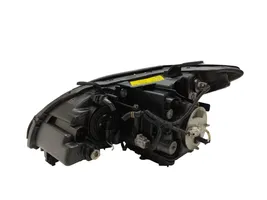 Lexus RX 330 - 350 - 400H Lampa przednia D2S35W