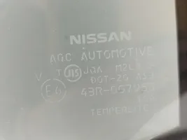 Nissan Leaf I (ZE0) Mažasis "A" galinių durų stiklas 43R007953