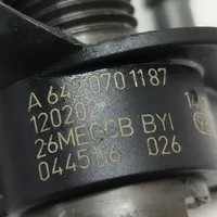 Mercedes-Benz CLS C218 X218 Inyector de combustible A6420701187