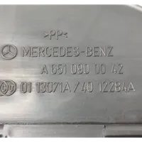 Mercedes-Benz SLK R172 Ilmanoton kanavan osa A6510900042