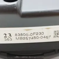 Toyota Verso Licznik / Prędkościomierz MB2574500467