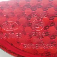 Chevrolet Captiva Rear tail light reflector 96626982