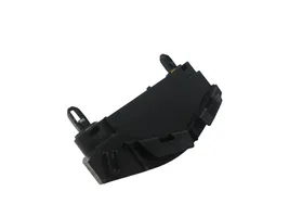 Toyota Avensis T270 Soporte de montaje del parachoques trasero 5256205040