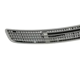 Mercedes-Benz C W203 Grille calandre de capot 2038800205