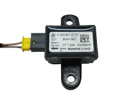 Mercedes-Benz S W221 Gaisa spilvenu trieciensensors A0038212751