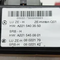 Mercedes-Benz S W221 Module de fusibles A2215403550