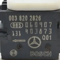 Mercedes-Benz S W221 Capteur de collision / impact de déploiement d'airbag 0038202826