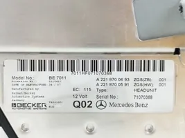Mercedes-Benz S W221 Unità principale autoradio/CD/DVD/GPS A2218700693