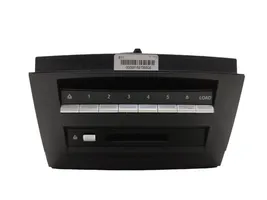 Mercedes-Benz S W221 Unità principale autoradio/CD/DVD/GPS A2218700693