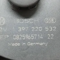 Volkswagen Scirocco Etupyyhkimen vivusto ja moottori 1K8955119B