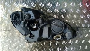 Mercedes-Benz CLC CL203 Lampa przednia 2048202159