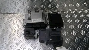 Renault Captur Sterownik / Moduł ECU 237104627R