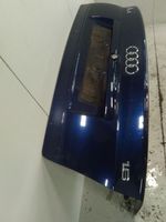 Audi A4 S4 B5 8D Galinis dangtis (bagažinės) 8D5827023Q