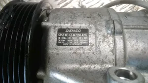 Toyota Yaris Ilmastointilaitteen kompressorin pumppu (A/C) 883100D380
