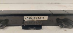 Chrysler Voyager Przełącznik / Manetka tempomatu 4685189