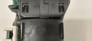 Volkswagen PASSAT B5 Copertura griglia di ventilazione laterale cruscotto 3B0819703