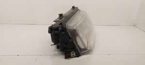 Volkswagen PASSAT B5 Lampa przednia 064411125R