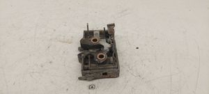 Audi 80 90 B2 Etuoven lukko 813839015F