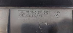 BMW 3 E46 Rivestimento di protezione sottoporta del bagagliaio/baule 51468204266