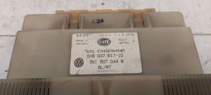 Volkswagen PASSAT B5 Блок управления кондиционера воздуха / климата/ печки (в салоне) 3B1907044B